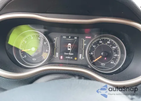 2015 Jeep Cherokee Sport из США, поврежденный, VIN 1C4PJLABXFW620485